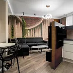 Rentplanet - Ovo Apartment *