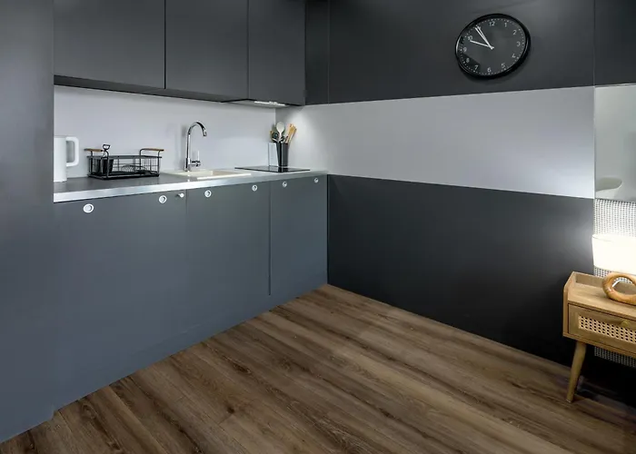 Rentplanet - Ovo Apartment *