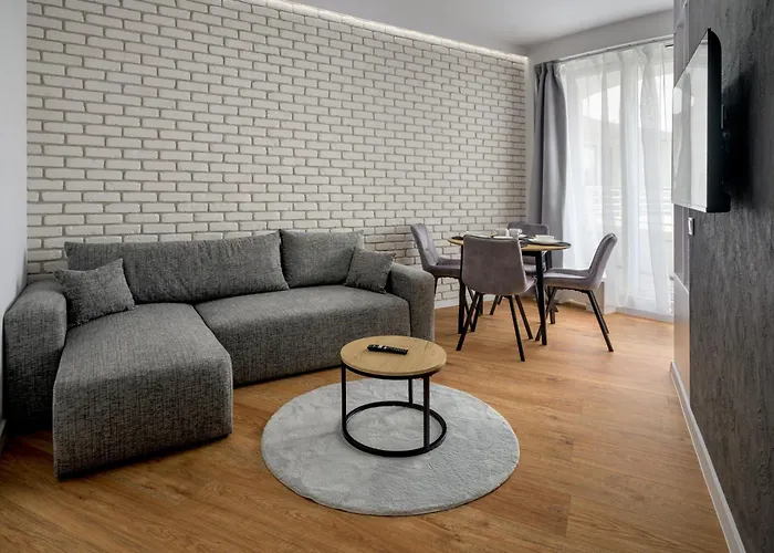 Rentplanet - Ovo Apartment *